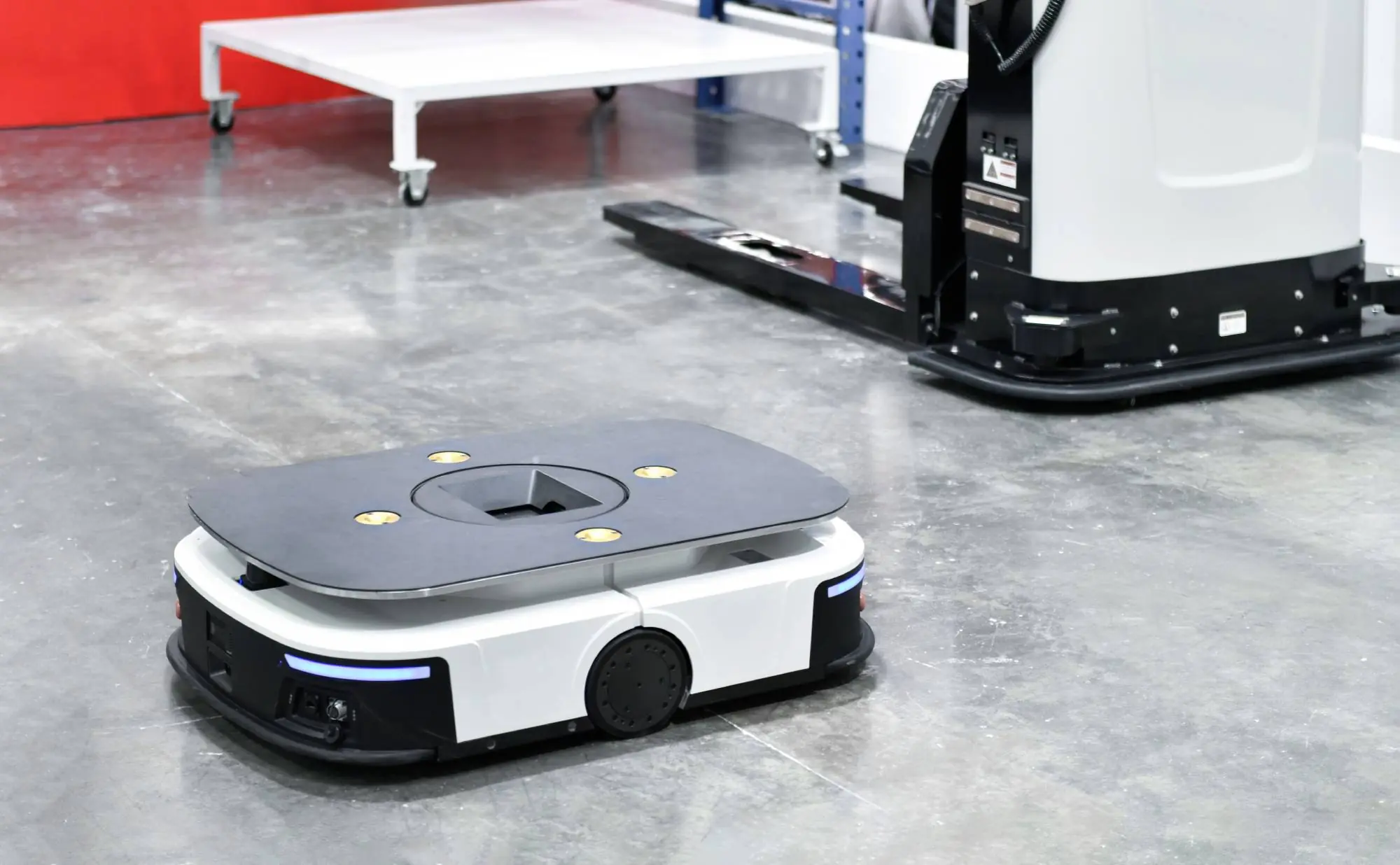MERRO Move autonomous mobile robot
